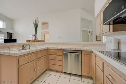 Kitchen - 103 Eagleview Ct, Henderson, NV 89074 photo 9 of 9