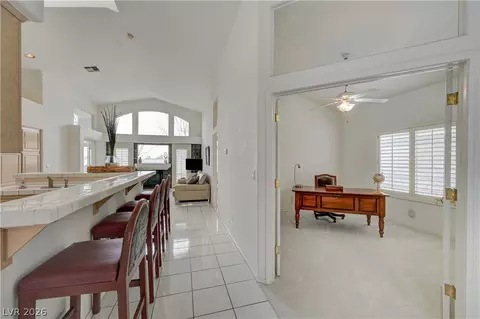 Entry Way - 103 Eagleview Ct, Henderson, NV 89074 photo 3 of 4