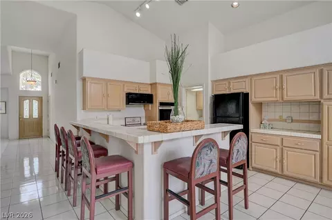 Kitchen - 103 Eagleview Ct, Henderson, NV 89074 photo 3 of 9