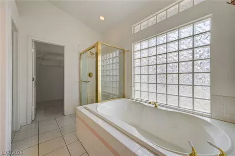 Bath - 103 Eagleview Ct, Henderson, NV 89074 photo 3 of 6