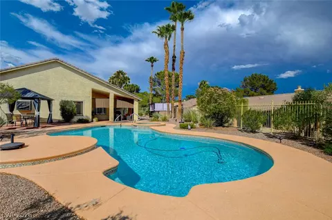 5020 Pacific Grove Dr, Las Vegas, NV 89130