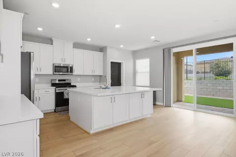 9829 Adrian Peak St, Las Vegas, NV 89143
