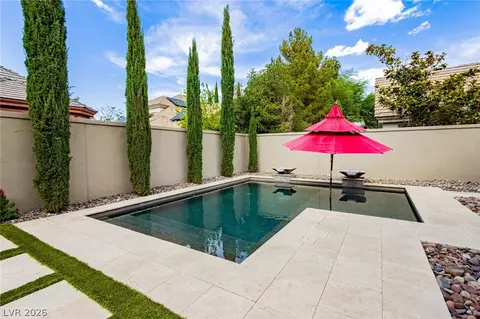 9700 Gavin Stone Ave, Las Vegas, NV 89145