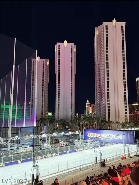 135 E Harmon Ave #3214, Las Vegas, NV 89109