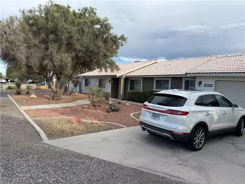 2901 Maverick St, Las Vegas, NV 89108
