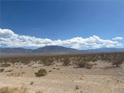 2880 Gorgono Dr, Pahrump, NV 89060