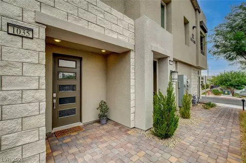 600 N Carriage Hill Dr #1035, Las Vegas, NV 89138