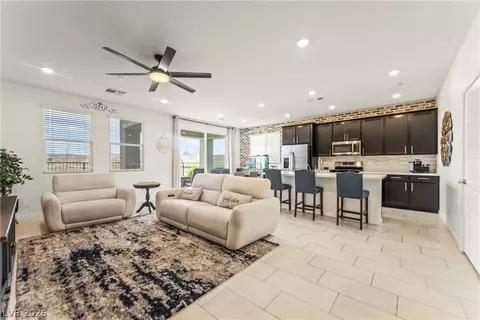 1043 Strada Mazoni, Henderson, NV 89011