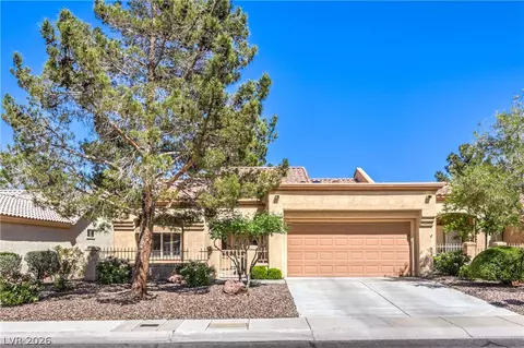2330 Spring Water Dr, Las Vegas, NV 89134