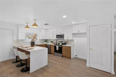 4289 Vegas Valley Dr, Las Vegas, NV 89121