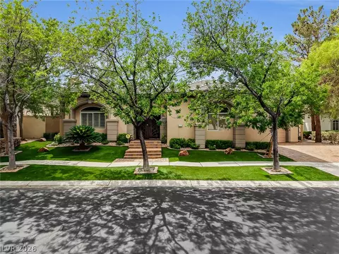 805 Ville Franche St, Las Vegas, NV 89145