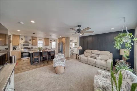 1380 Lanette Cir, Pahrump, NV 89060