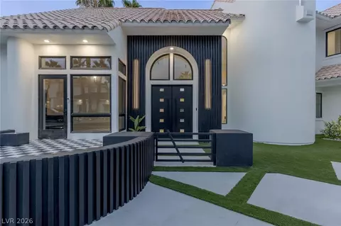 8600 Titleist Cir, Las Vegas, NV 89117