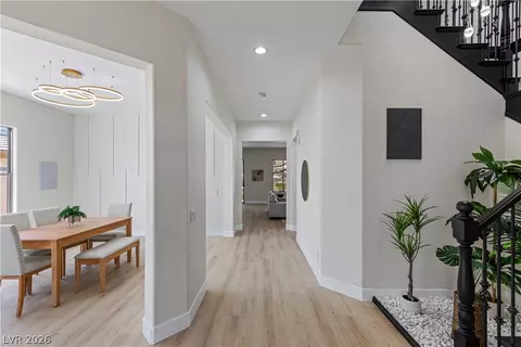 17 Winding Rd, Henderson, NV 89052