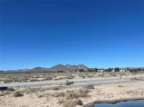 901 N Helen St, Pahrump, NV 89060