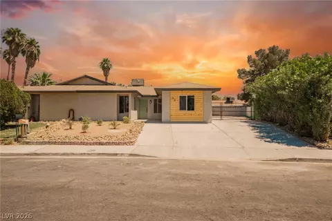 35 Hickory St, Las Vegas, NV 89110