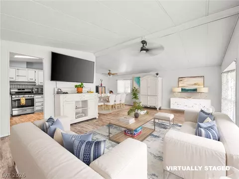 3044 Gavilan Ln, Las Vegas, NV 89122