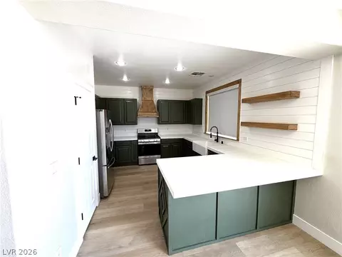 5782 Field Breeze St, Las Vegas, NV 89148