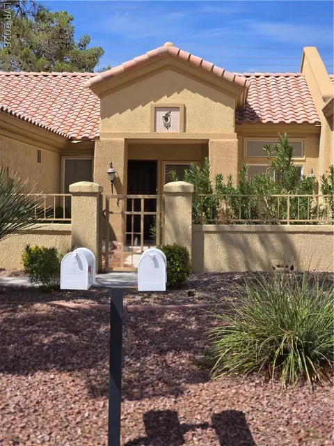 9812 Villa Ridge Dr, Las Vegas, NV 89134
