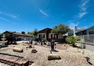 5943 Willard St, Las Vegas, NV 89122
