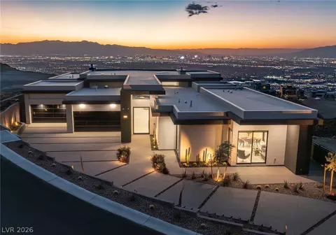 563 Grand Rim Dr, Henderson, NV 89012