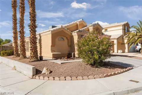 8301 Hydra Ln, Las Vegas, NV 89128