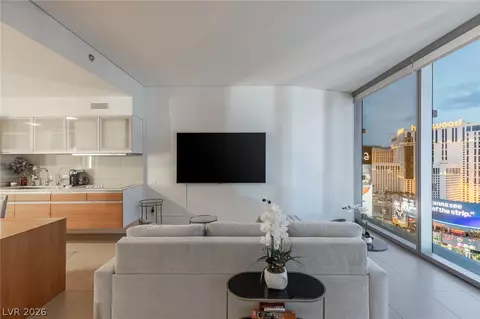 3722 Las Vegas Blvd #1903, Las Vegas, NV 89158