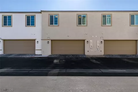 5618 Beguiling Falls St, Las Vegas, NV 89148