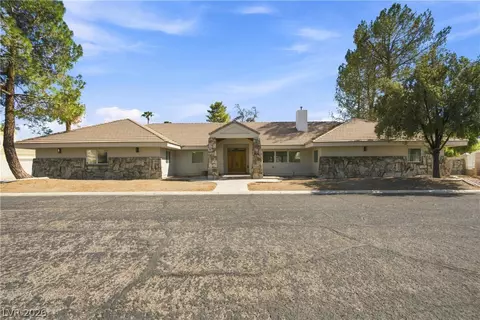 3840 Topaz St, Las Vegas, NV 89121