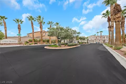 7970 Carson Creek St, Las Vegas, NV 89113