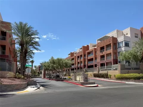51 E Agate Ave #402, Las Vegas, NV 89123