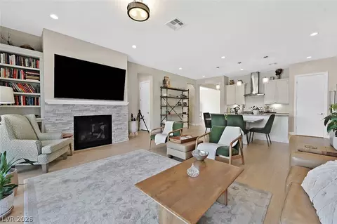12350 Tudor Arch Dr, Las Vegas, NV 89138