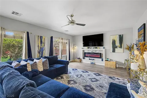 2924 Dowitcher Ave, North Las Vegas, NV 89084