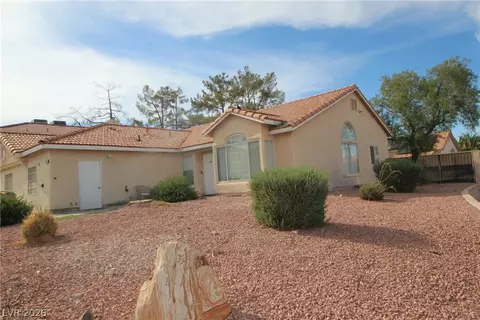6428 Crystal Dew Dr, Las Vegas, NV 89118