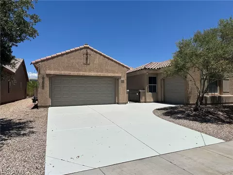 5728 Flying Birdie Ave, Las Vegas, NV 89122