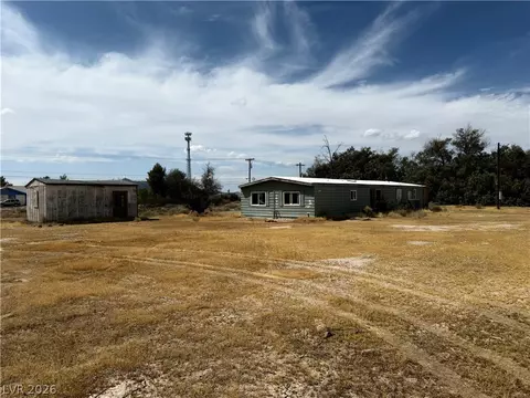 71 S Leslie St, Pahrump, NV 89048