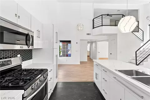 532 Crony Ave, Henderson, NV 89011