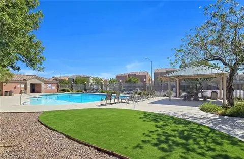 6597 Roundstone Bog Ave, Las Vegas, NV 89139