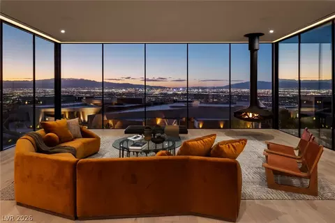 11 Chisel Crest Ct, Henderson, NV 89012