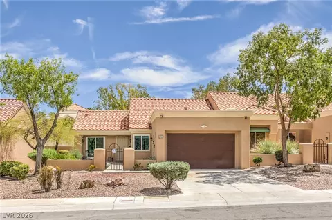 2764 Desert Crystal Dr, Las Vegas, NV 89134