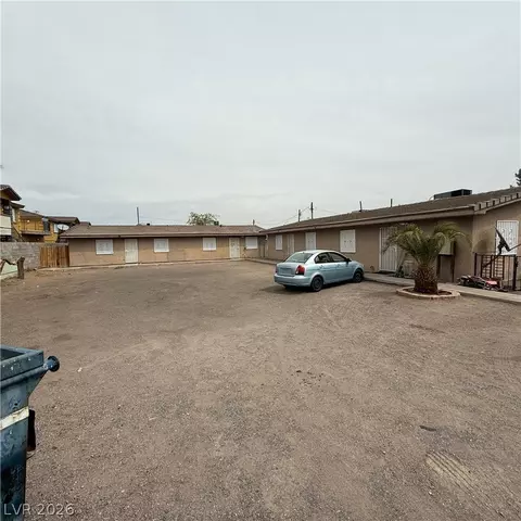 425 E Merlayne Dr, Henderson, NV 89011