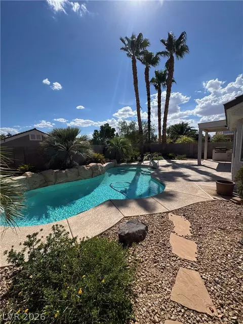 2141 Arpeggio Ave, Henderson, NV 89052