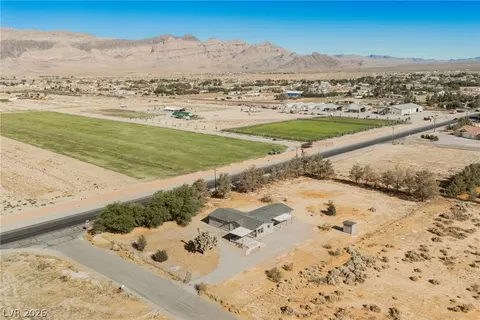 30 Sloan St, Pahrump, NV 89060