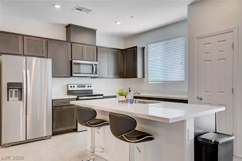 6515 Taffrail Ave, Las Vegas, NV 89118