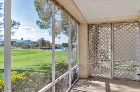 2821 Linkview Dr, Las Vegas, NV 89134