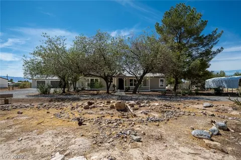 4640 Elizabeth St, Pahrump, NV 89048