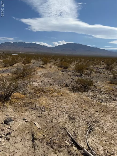 5394 Phoenix Dr, Pahrump, NV 89060