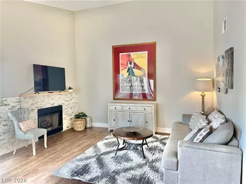 2716 Lodestone Dr, Las Vegas, NV 89117