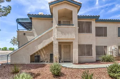 3425 E Russell Rd #221, Las Vegas, NV 89120