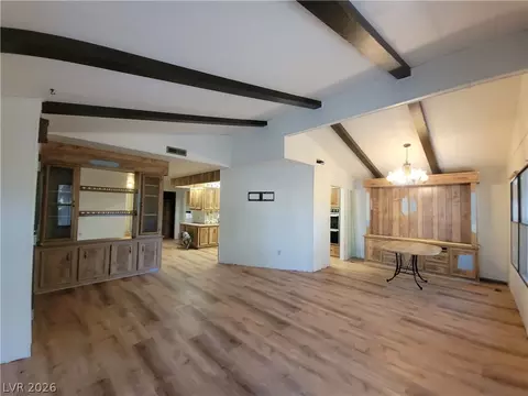 Living - 220 S Andersen St, Overton, NV 89040 photo 2 of 6